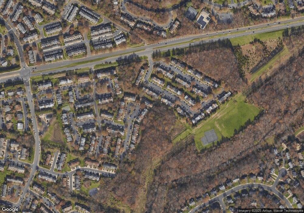 13946 Gunners Place, Centreville, VA 20121 - photo 1