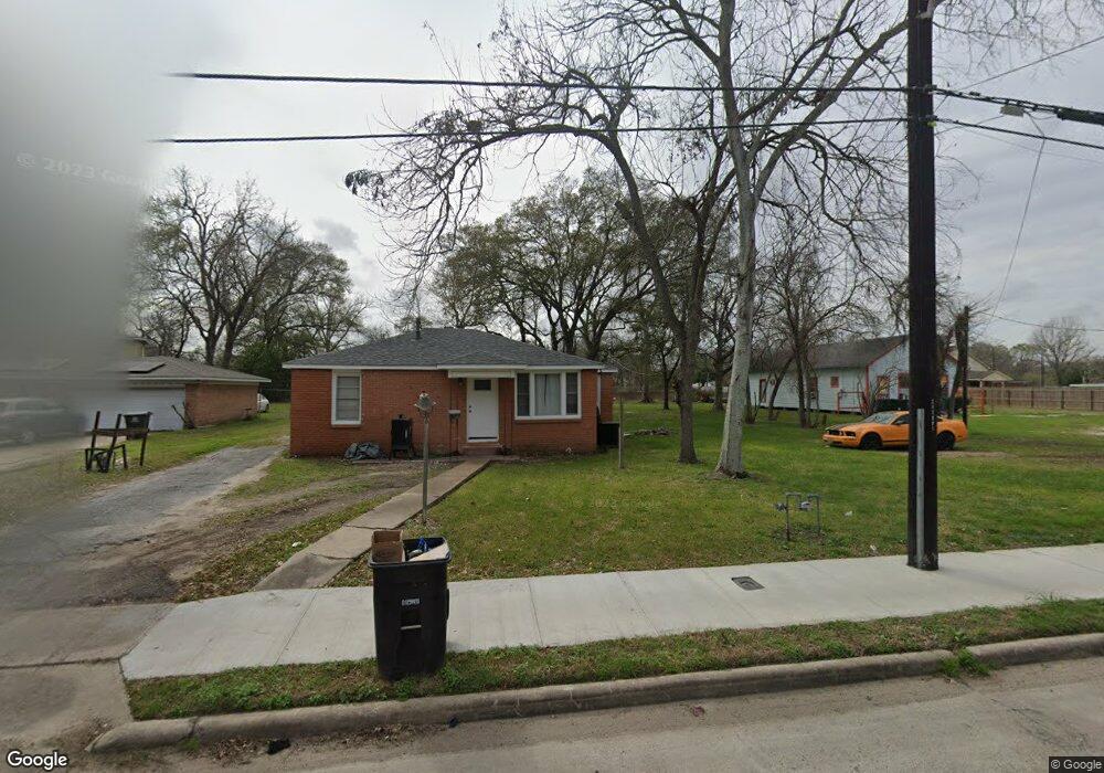 6421 W Montgomery Rd, Houston, TX 77091 - photo 1