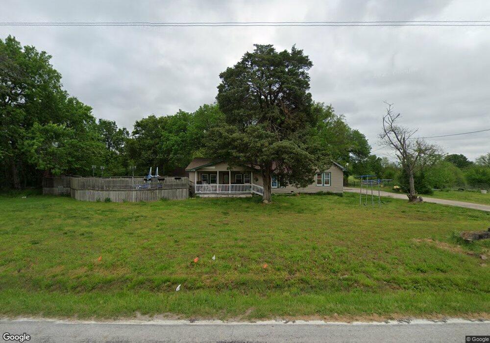 828 26000 Rd, Parsons, KS 67357 - photo 1