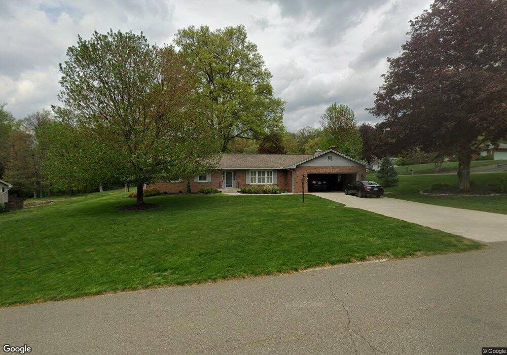 1986 Melbourne Dr, Coshocton, OH 43812 - photo 1