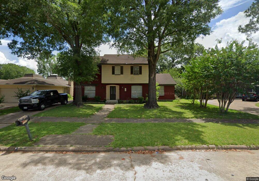7718 Maple Tree Dr, Houston, TX 77088 - photo 1