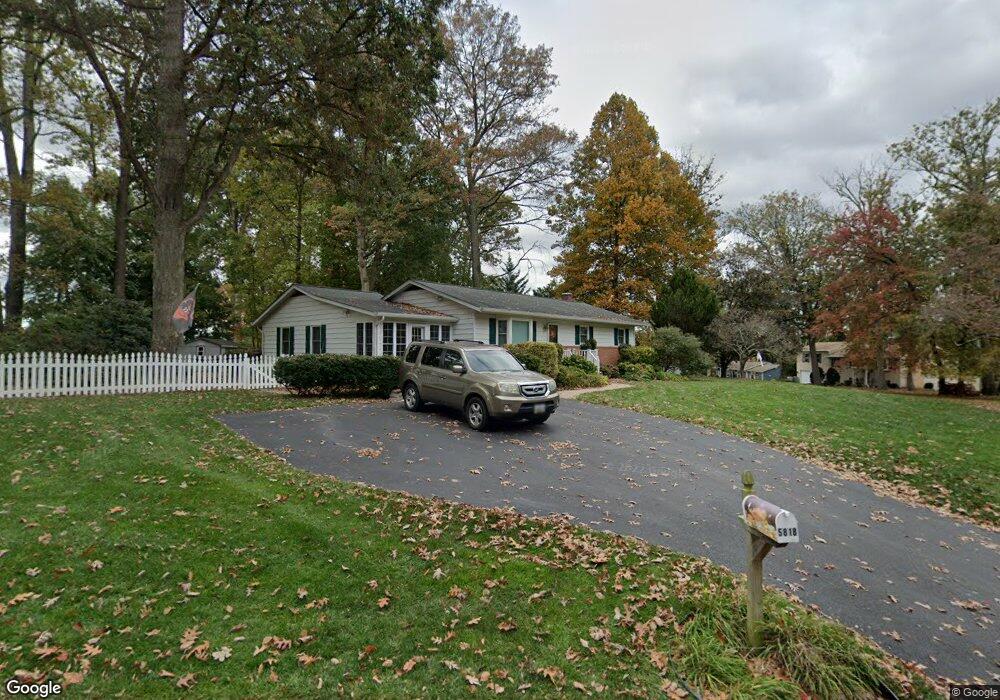 5818 Victor Dr, Sykesville, MD 21784 - photo 1