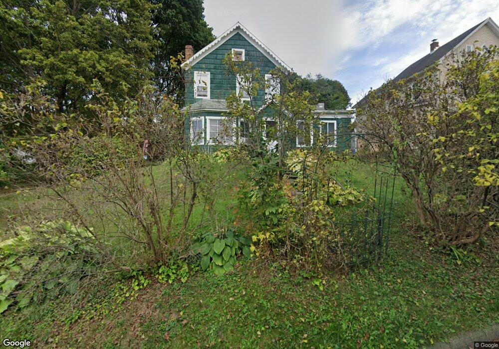 38 Bradford St, North Adams, MA 01247 - photo 1