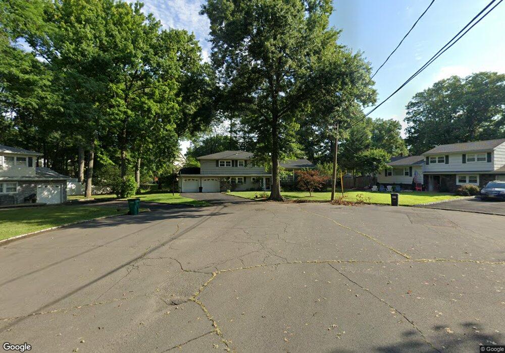 2299 Stocker Ln, Scotch Plains, NJ 07076 - photo 1