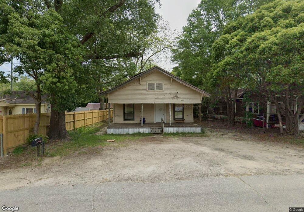 909 3rd St SE, Moultrie, GA 31768 - photo 1