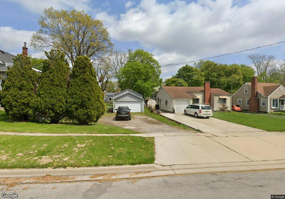 715 Dennis St, Adrian, MI 49221 - photo 1