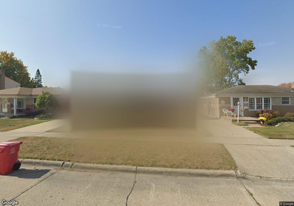 30465 J Carls St, Roseville, MI 48066 - photo 1