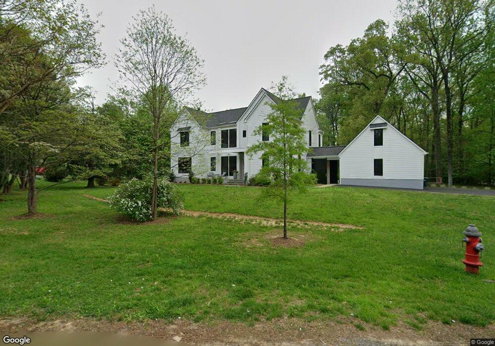 6617 Van Winkle Dr, Falls Church, VA 22044 - photo 1