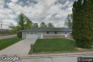 802 Westpark Dr, Chadron, NE 69337