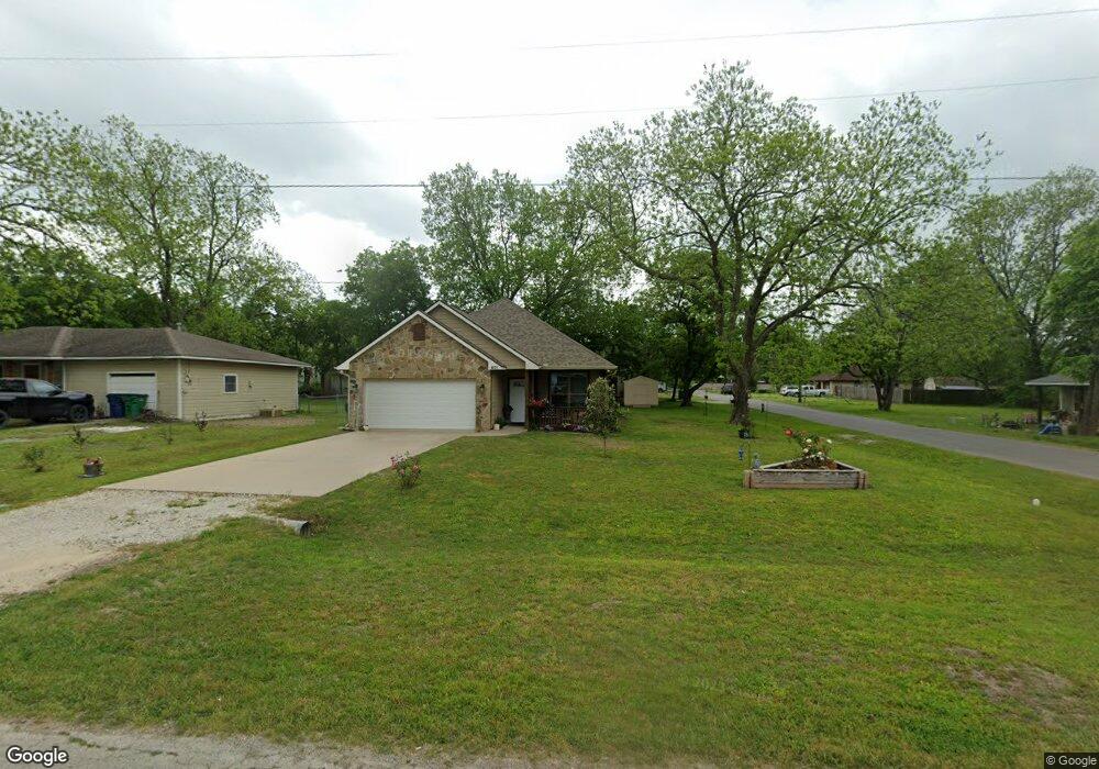 401 Main St, Pottsboro, TX 75076 - photo 1
