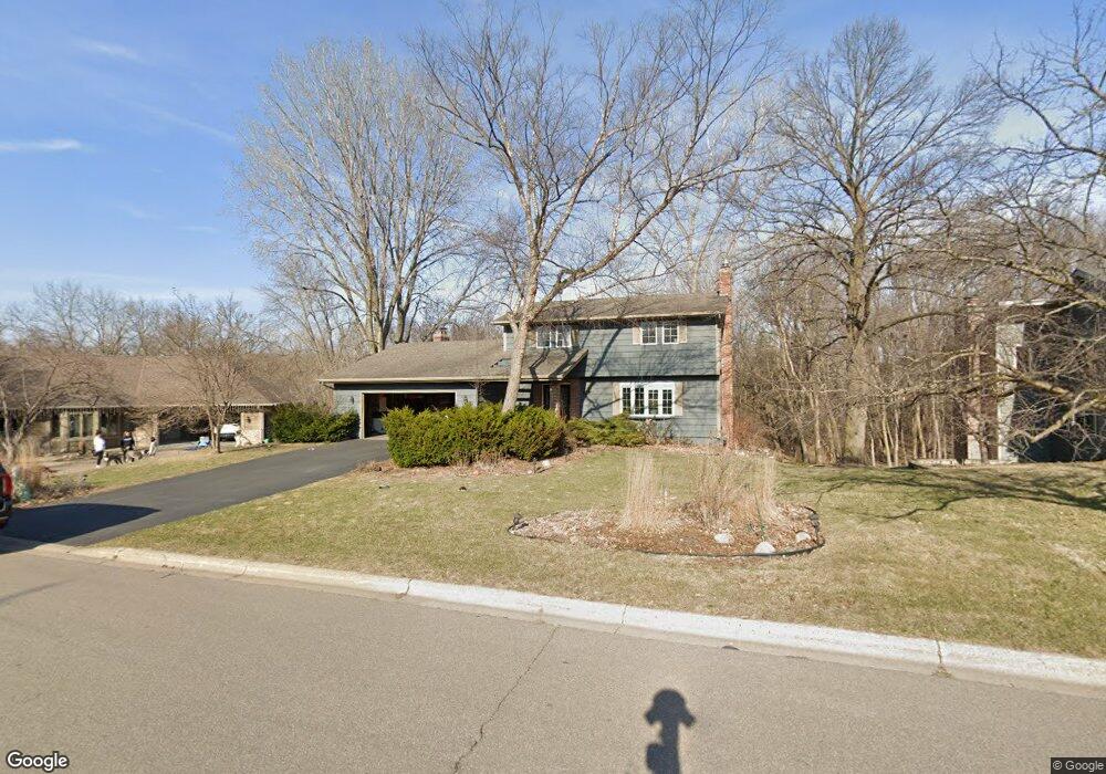 5911 Covington Ct, Minnetonka, MN 55345 - photo 1