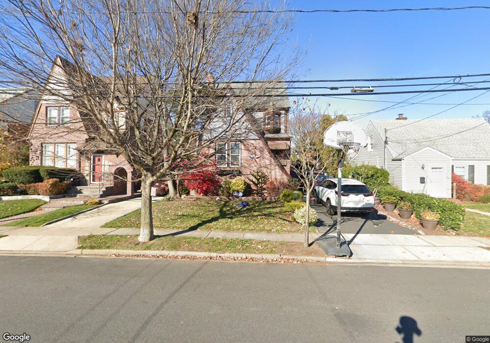 69 Wilson Rd, Valley Stream, NY 11581 - photo 1