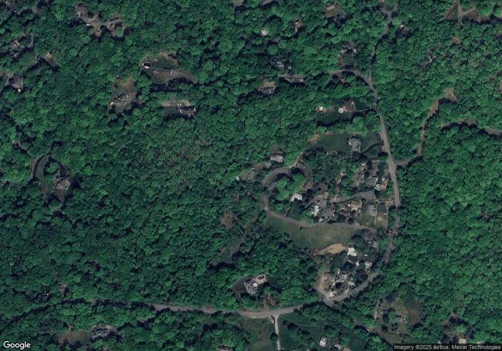 39 Doe Dr, Putnam Valley, NY 10579 - photo 1