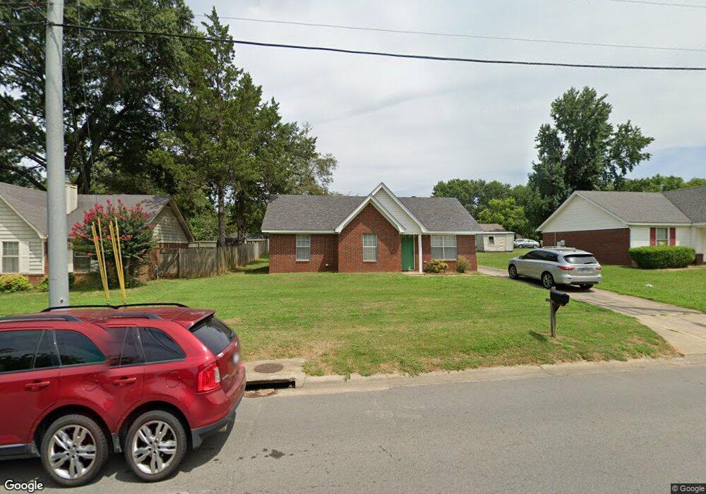 2404 Tyler St, Conway, AR 72034 - photo 1