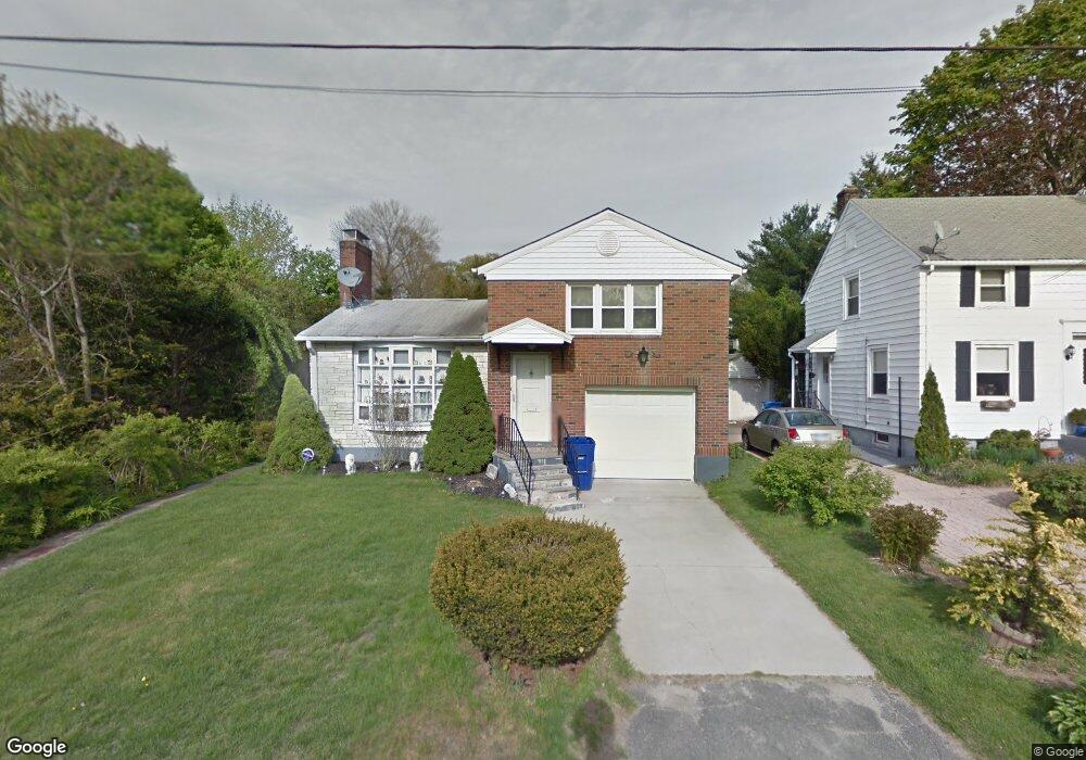 40 Robert St, Waterbury, CT 06710 - photo 1