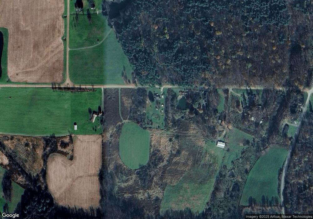 16249 Maple Dr, Saegertown, PA 16433 - photo 1