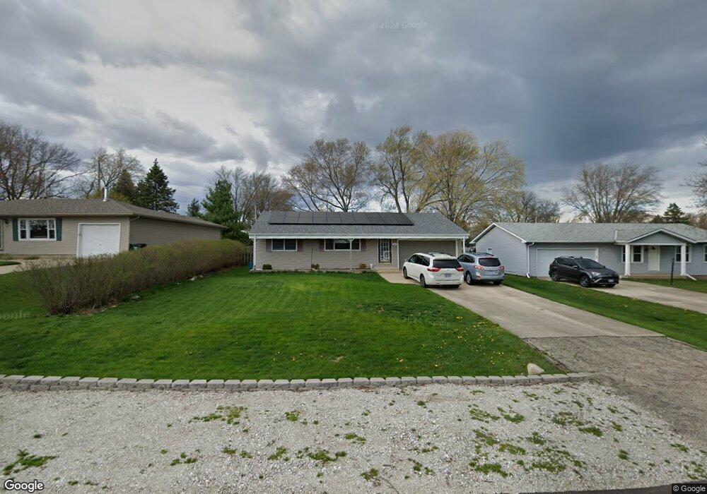 10 Shell Ct, Oswego, IL 60543 - photo 1