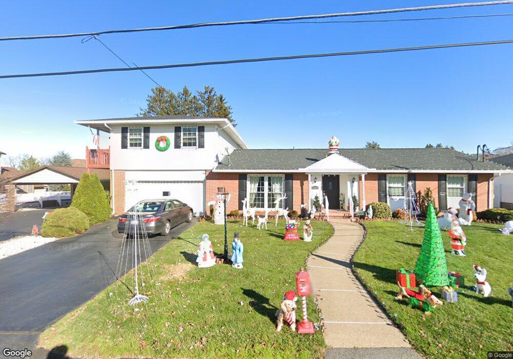 139 Parnell St, Pittston, PA 18640 - photo 1