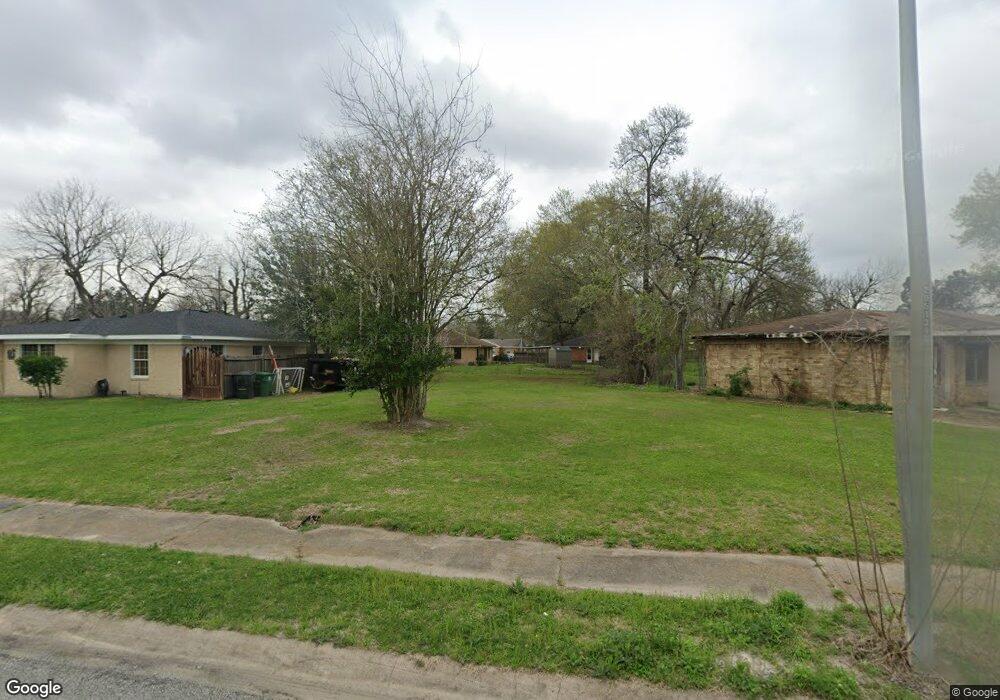 311 Glenburnie Dr, Houston, TX 77022 - photo 1