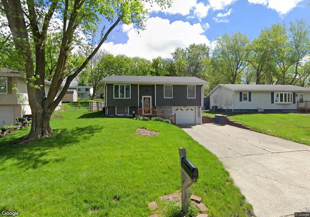 5901 SW 4th St, Des Moines, IA 50315 - photo 1