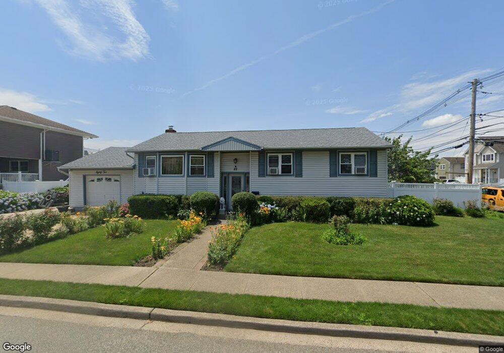 82 Gordon Place, Freeport, NY 11520 - photo 1