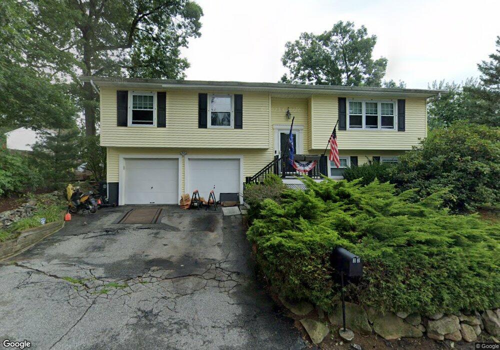 33 Aborn Ave, Cumberland, RI 02864 - photo 1