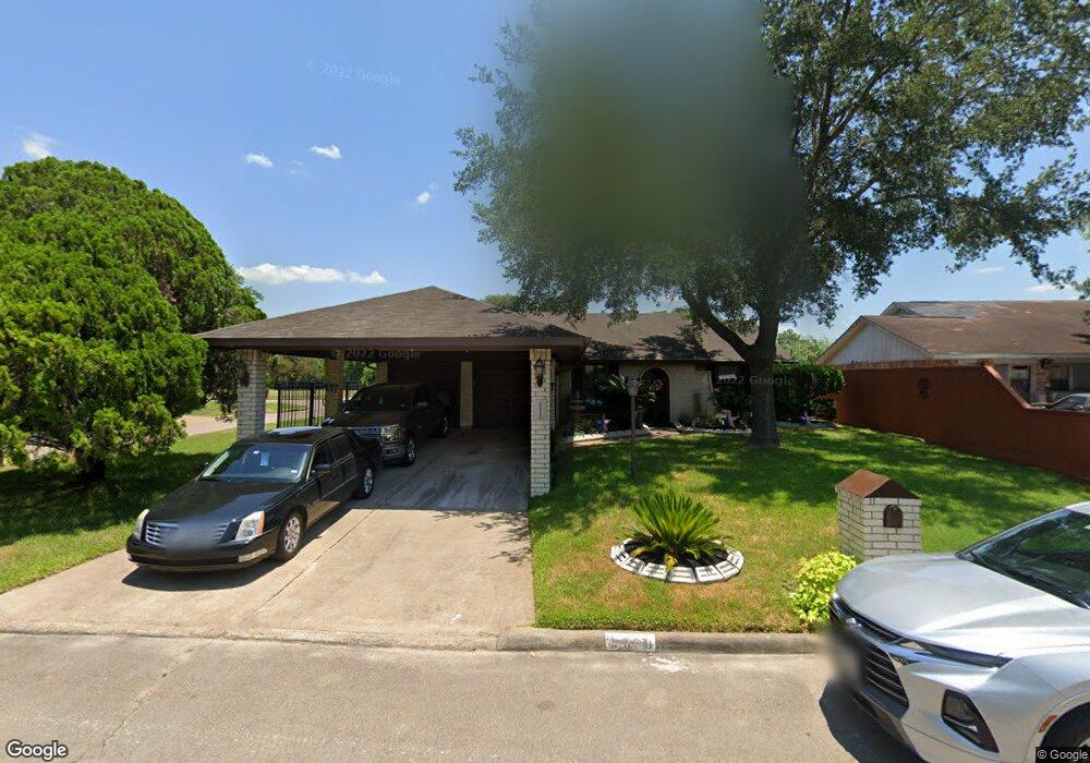 8858 Bisley Ln, Houston, TX 77088 - photo 1