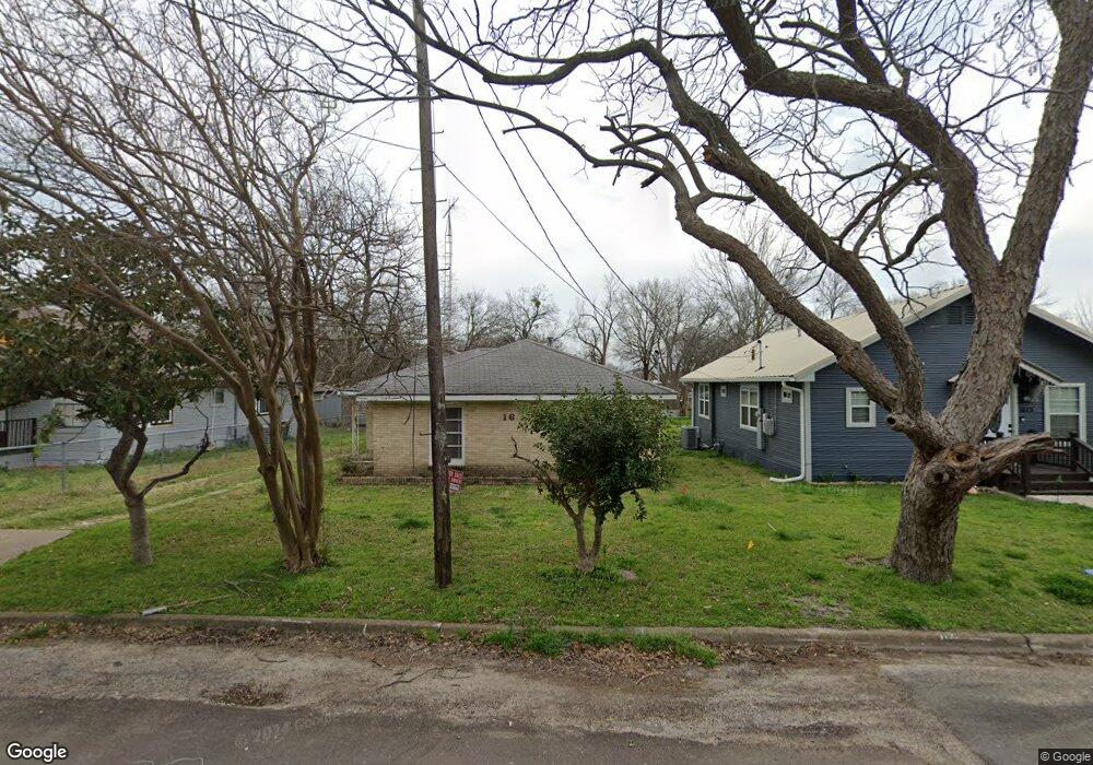 1607 W 11th Ave, Corsicana, TX 75110 - photo 1