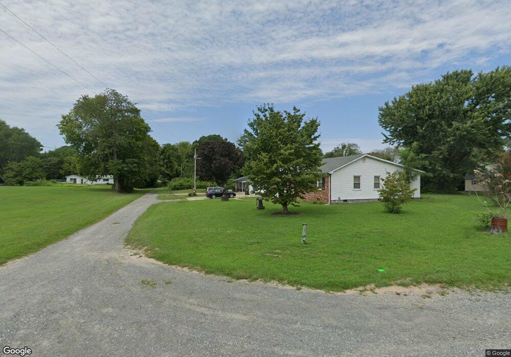 38 Cliff Rd, Colonial Beach, VA 22443 - photo 1