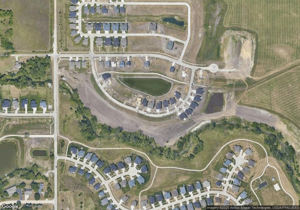 9739 Watermeadow Cir, Johnston, IA 50131 - photo 1