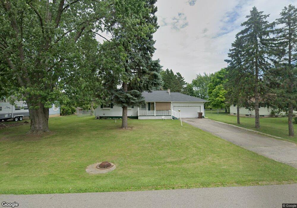 360 Elizabeth Dr, Owosso, MI 48867 - photo 1