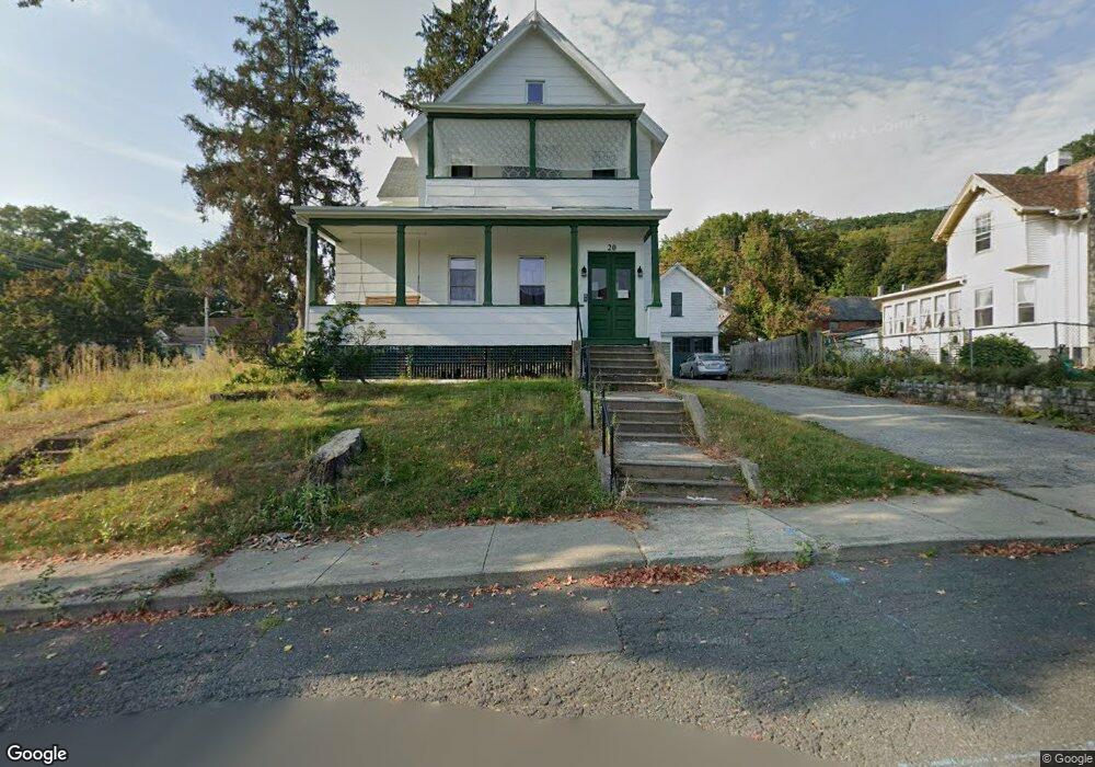 20 Papineau St, Holyoke, MA 01040 - photo 1