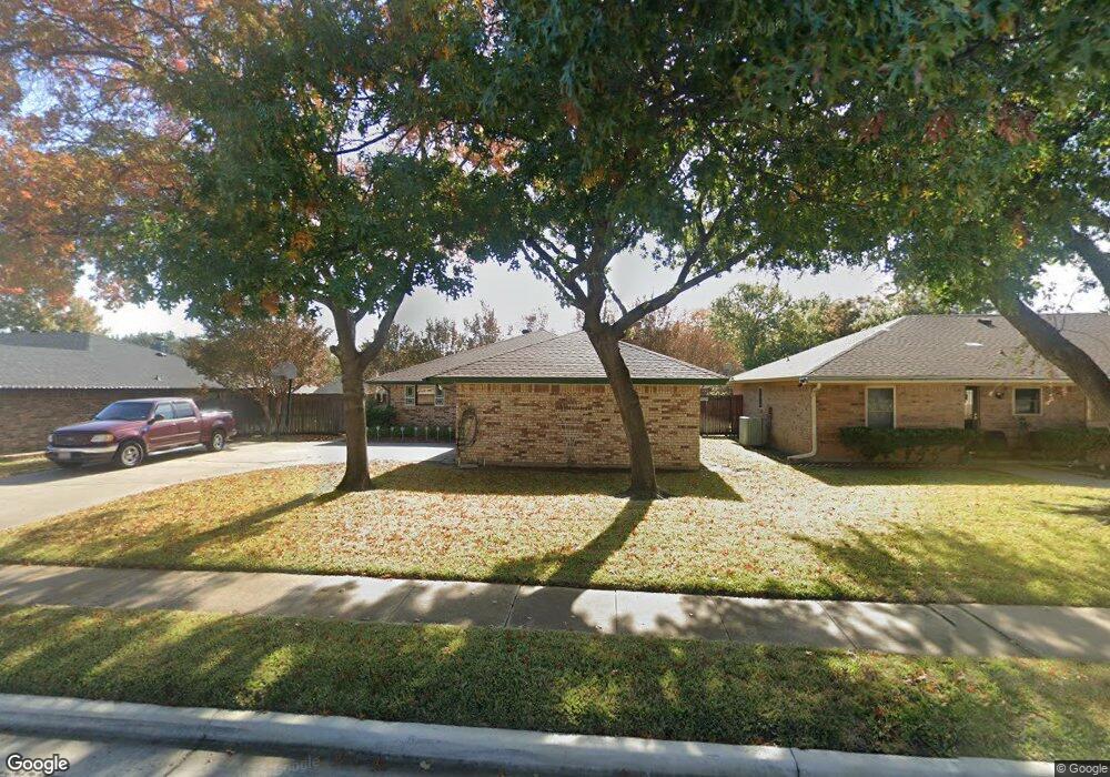 1340 Fieldstone Dr, Bedford, TX 76022 - photo 1