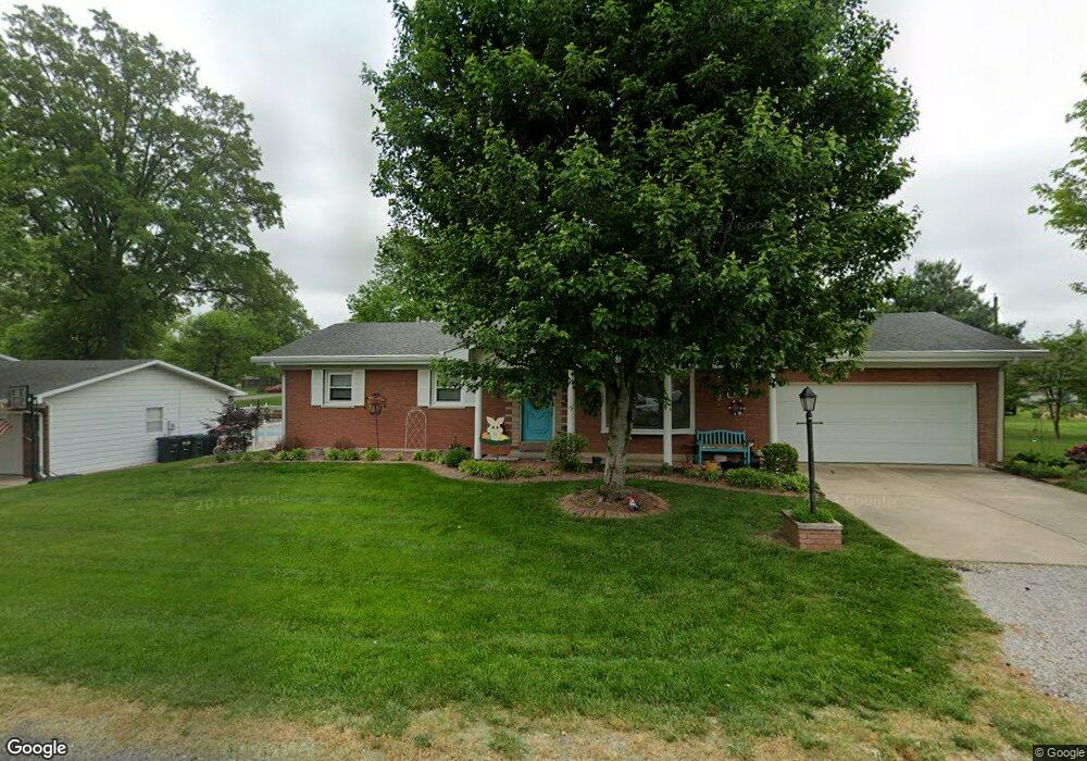 105 S West St, Freeburg, IL 62243 - photo 1