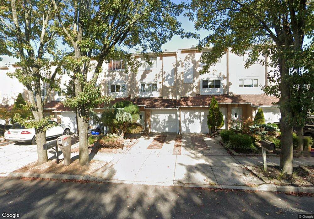711 Correll Ave, Staten Island, NY 10309 - photo 1