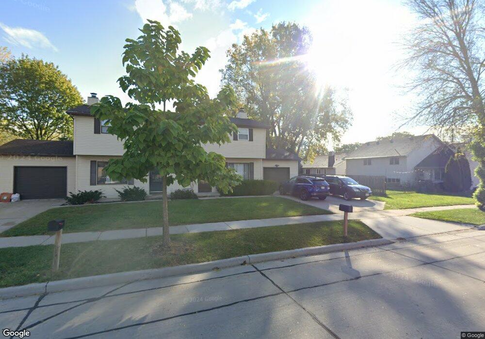 2638 N Linwood Ave, Appleton, WI 54914 - photo 1