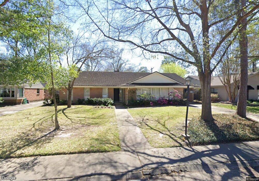 10023 Doliver Dr, Houston, TX 77042 - photo 1