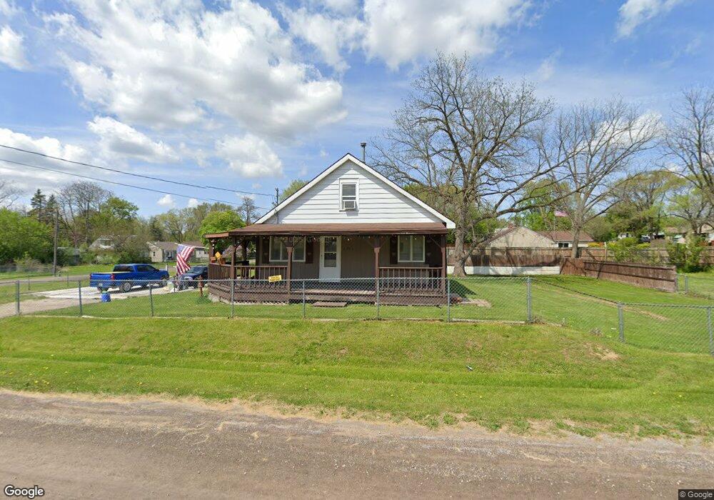 4050 Red Wing Dr, Flint, MI 48532 - photo 1