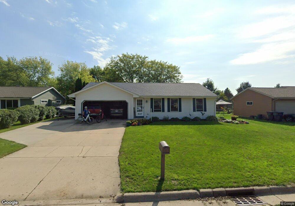 1527 W Burbank Ave, Janesville, WI 53546 - photo 1