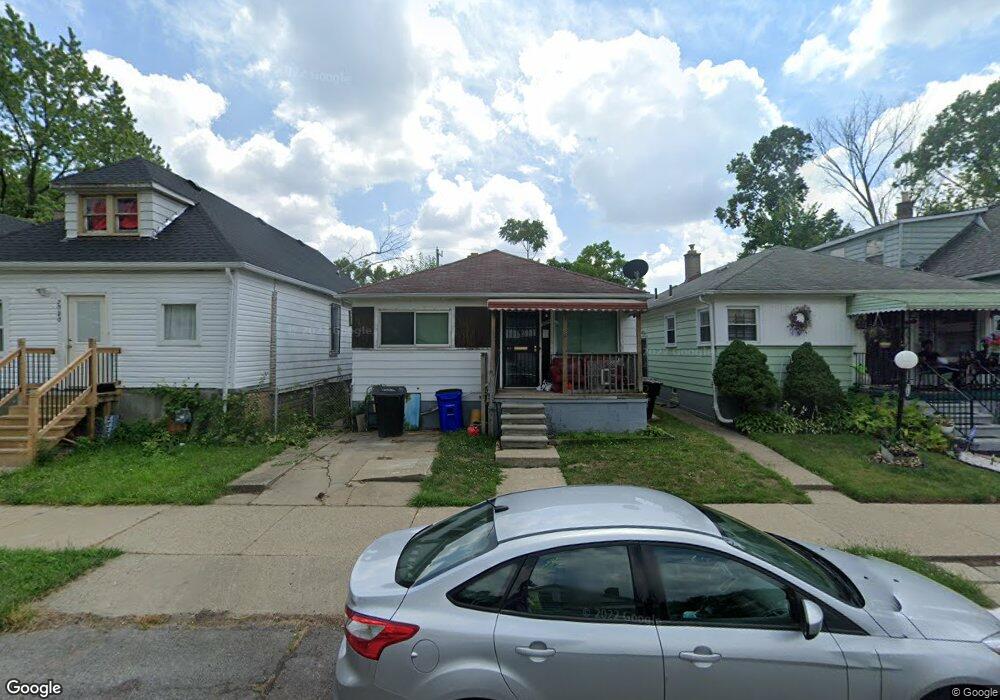 2068 Mclean St, HamtraMcK, MI 48212 - photo 1