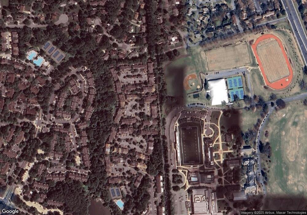 10823 Brewer House Rd, Rockville, MD 20852 - photo 1