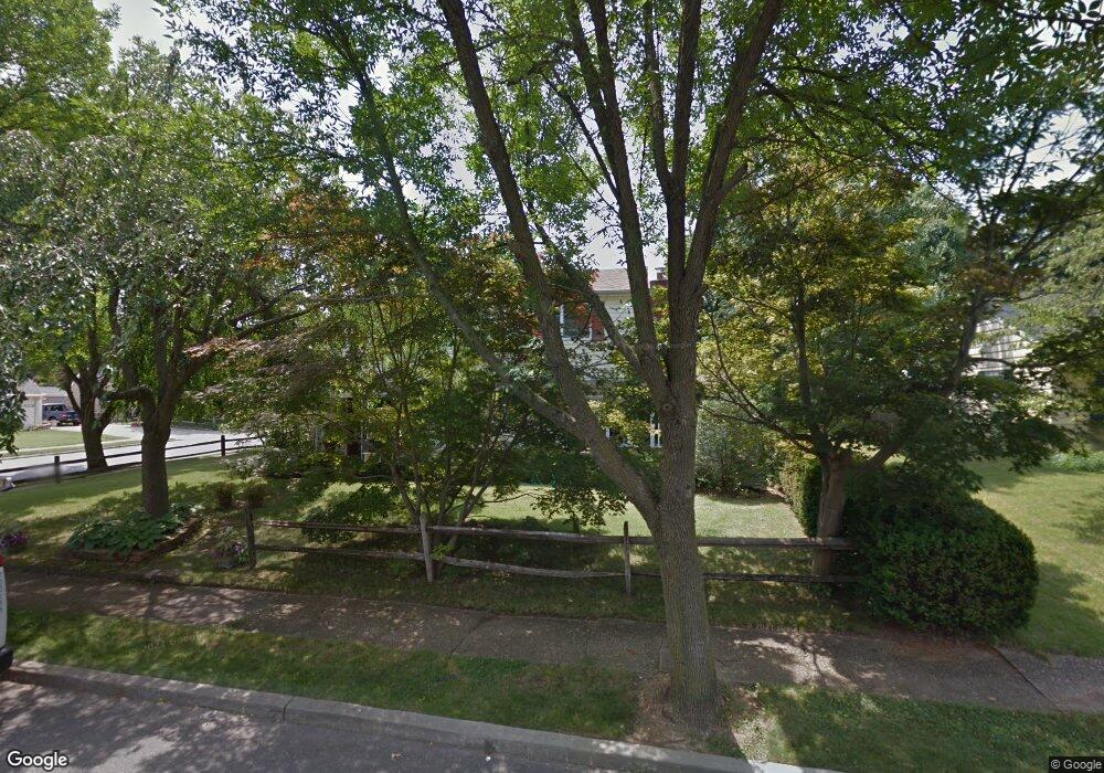 22 Bryant Rd, Glen Cove, NY 11542 - photo 1