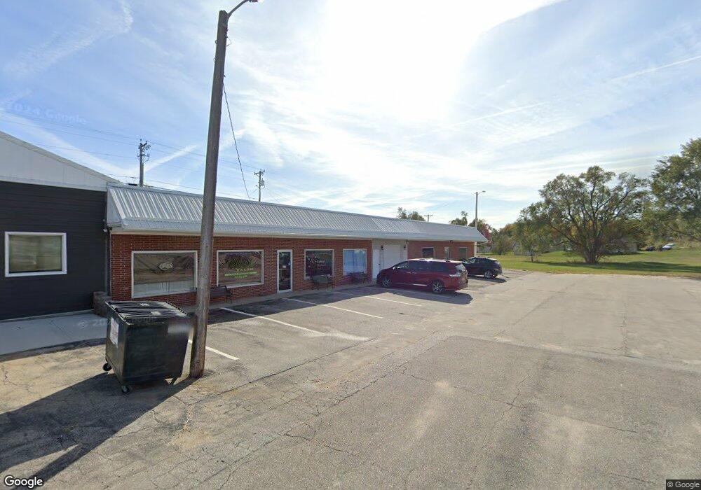 2501 1st Ave E, Newton, IA 50208 - photo 1