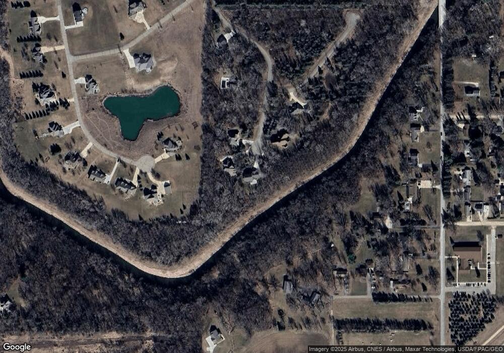 590 33rd St NW, Austin, MN 55912 - photo 1