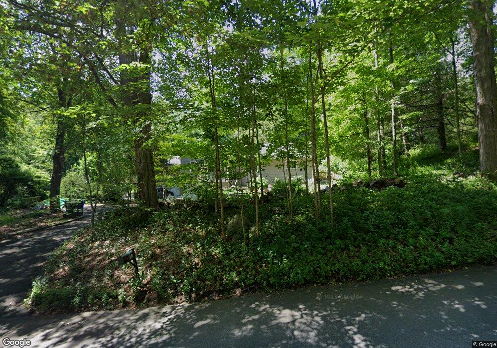 231 Newtown Turnpike, Redding, CT 06896 - photo 1