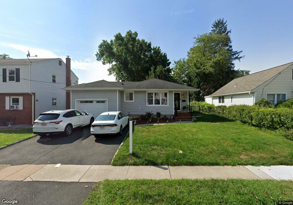 180 River Edge Rd, Bergenfield, NJ 07621 - photo 1
