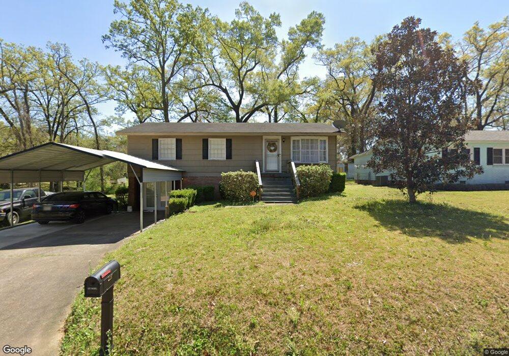 213 Shelley Dr, McComb, MS 39648 - photo 1