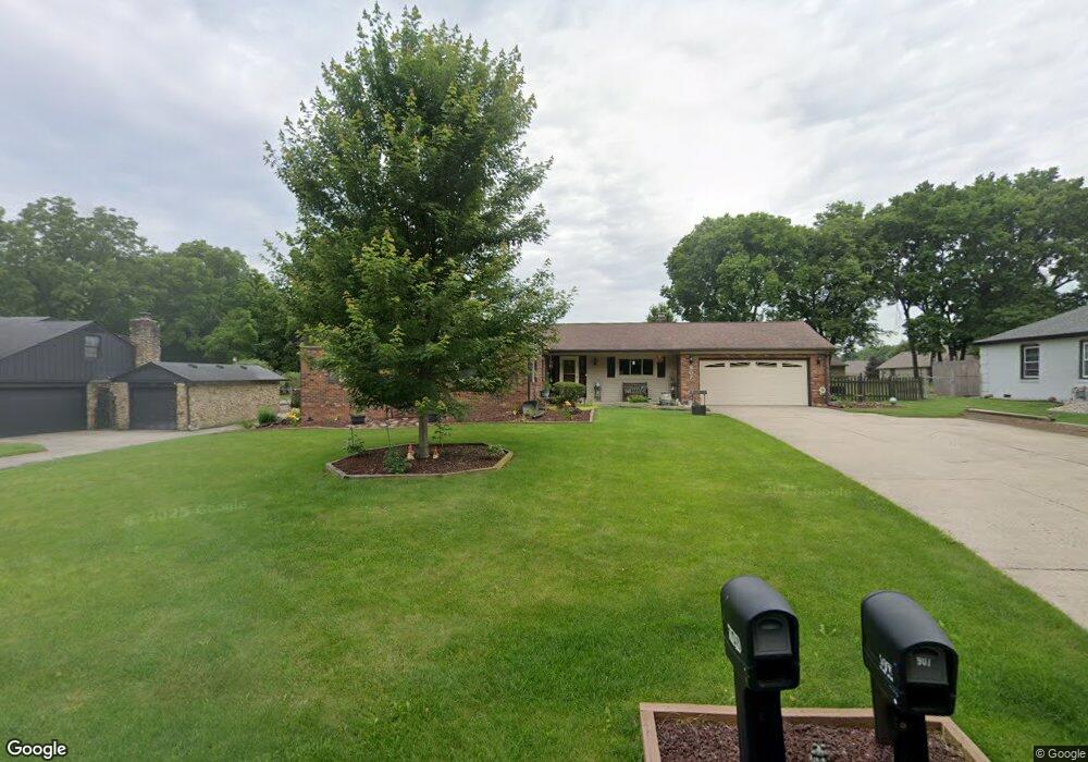907 Greenhill Way, Anderson, IN 46012 - photo 1