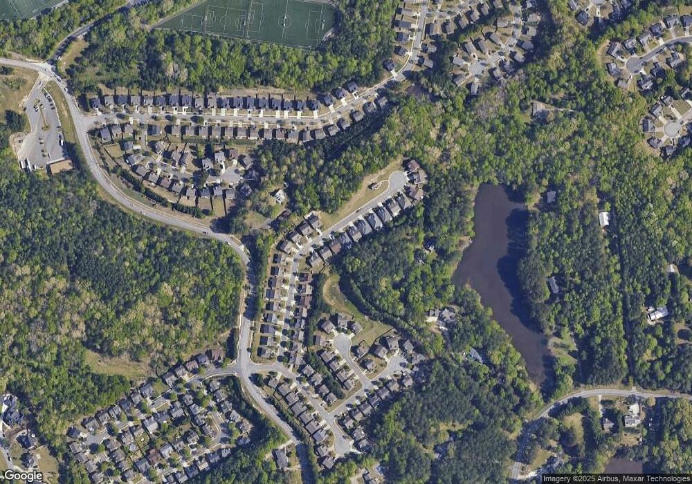 6085 Trail Hikes Dr, Sugar Hill, GA 30518 - photo 1