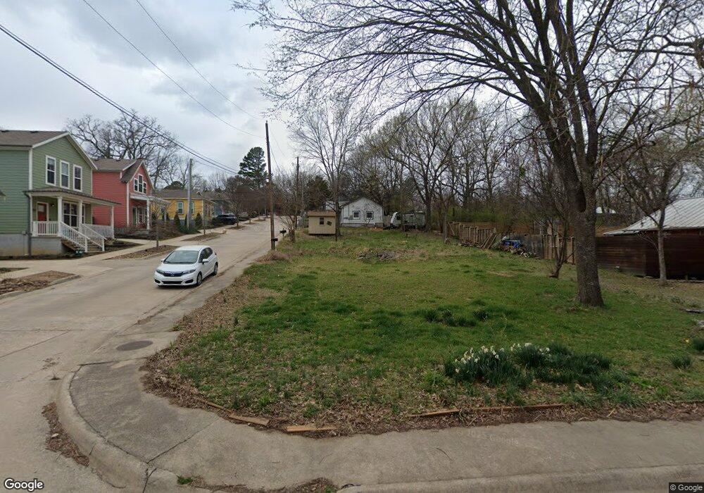 893 S Washington Ave, Fayetteville, AR 72701 - photo 1